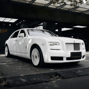 Alaska White Vinyl Wrap